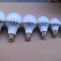 自恢復(fù)保險(xiǎn)絲如何應(yīng)用在LED燈上？